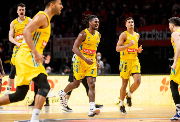 阿努诺比的 阿努诺比的