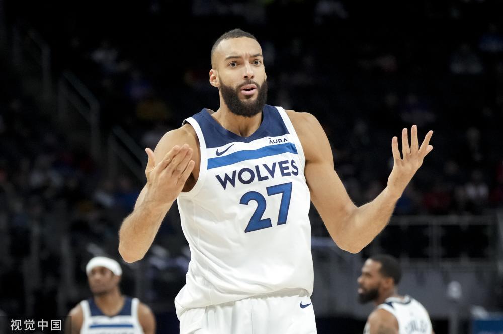 布朗高举奖 布朗高举奖